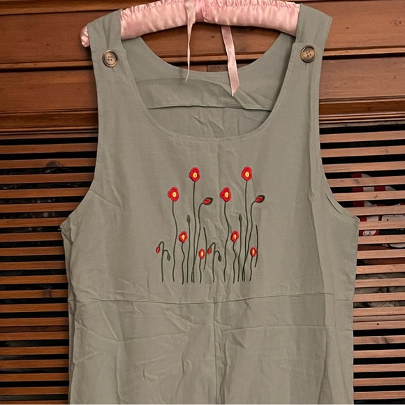 NEW GREEN LINEN ROMPER SIZE MEDIUM - Picture 6 of 9